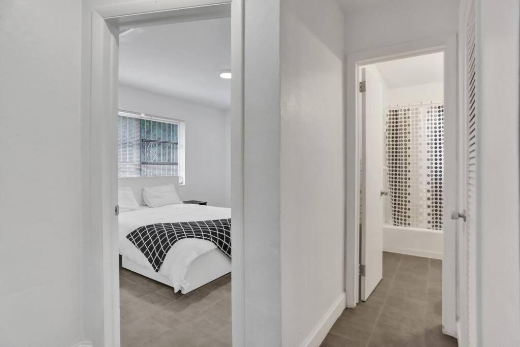 Elegant 2bd Home, West Palm Beach, Steps To Appartement *