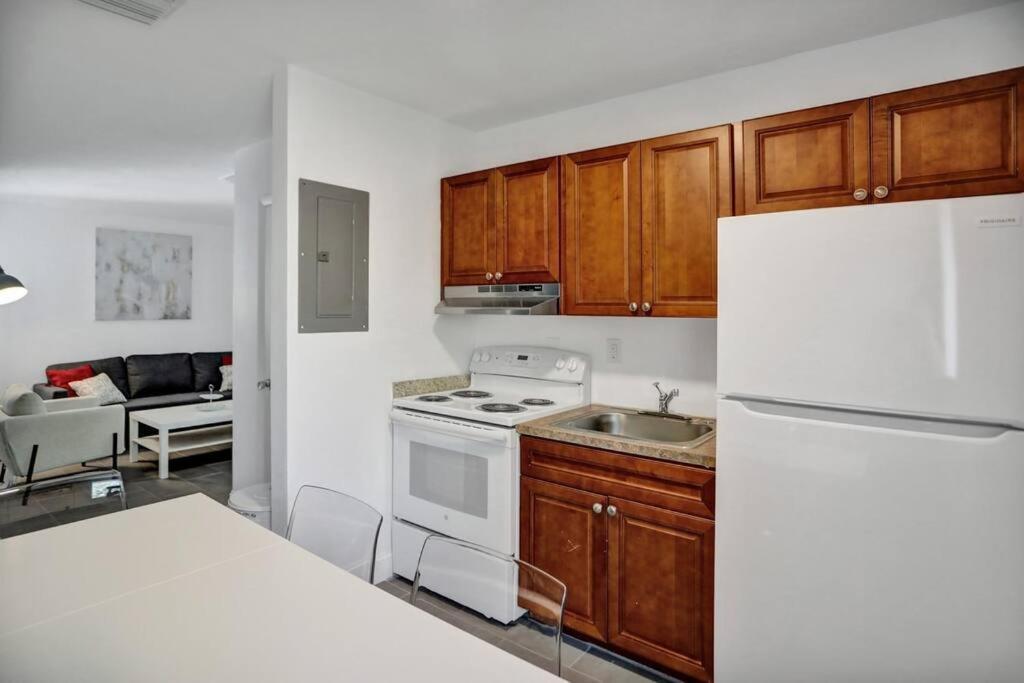 Appartement Elegant 2bd Home, West Palm Beach, Steps To *